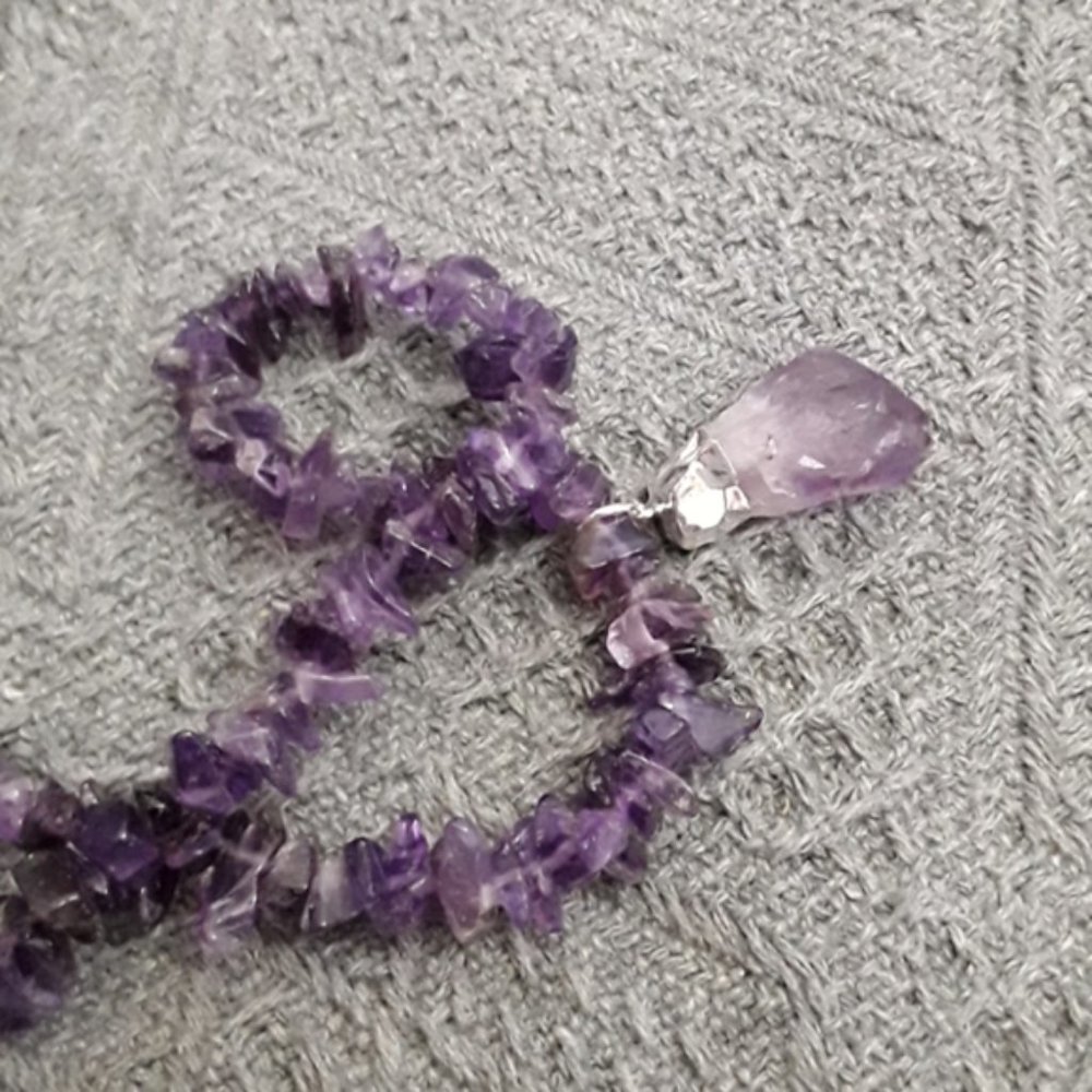 NWT Amethyst Gemstone Necklace